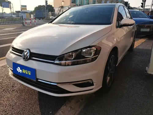 Volkswagen Golf, 2020