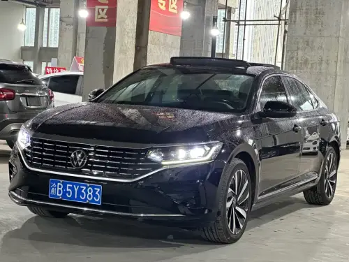 Volkswagen Passat, 2022
