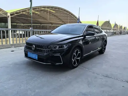 Volkswagen Passat, 2023