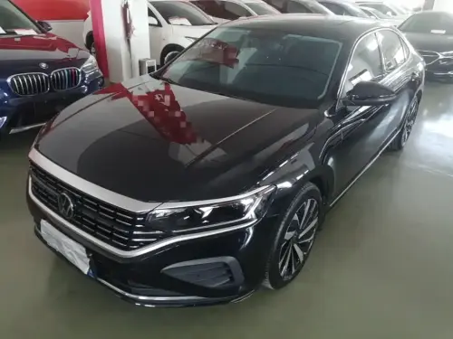 Volkswagen Passat, 2025