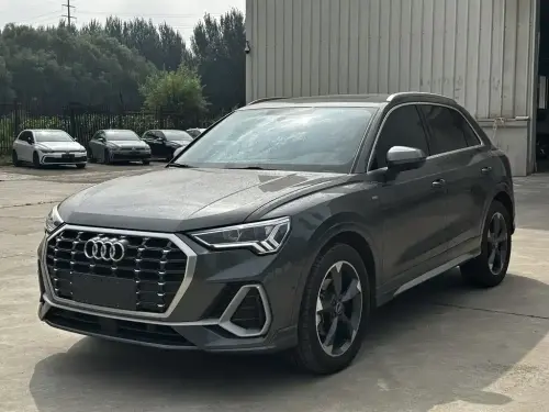 Audi Q3, 2022