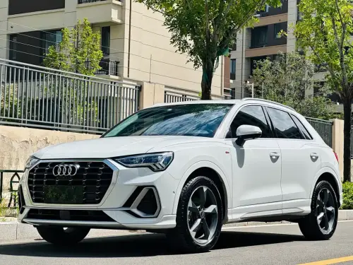 Audi Q3, 2021