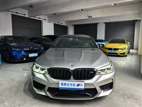 BMW 5-Series M, 2020
