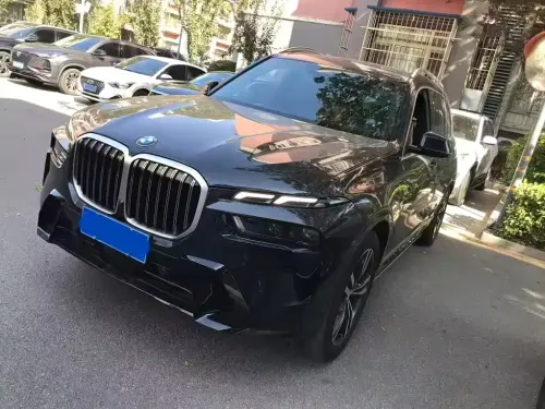 BMW X7, 2023
