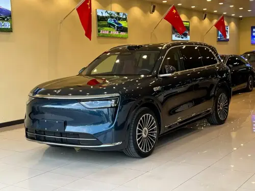 AITO M8, 2025