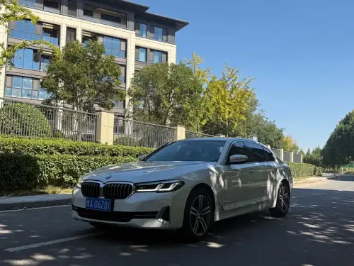 BMW 5-Series, 2023