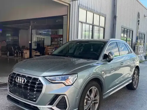 Audi Q3, 2022