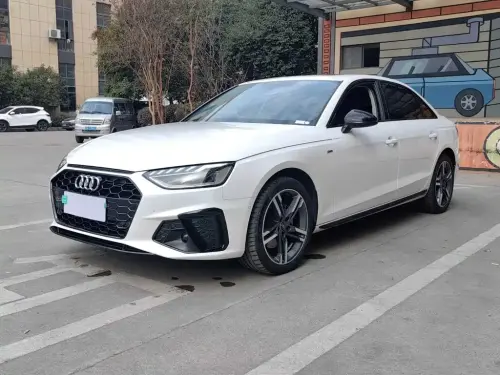 Audi A4, 2023