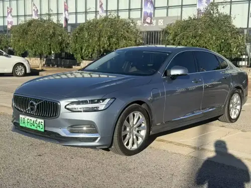 Volvo S90, 2020