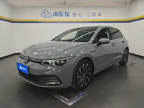 Volkswagen Golf, 2023