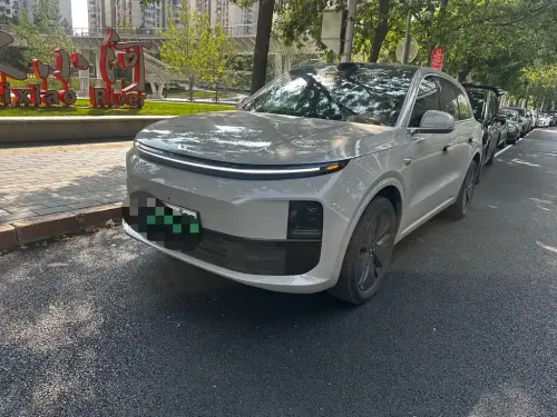 Li Auto L6, 2024