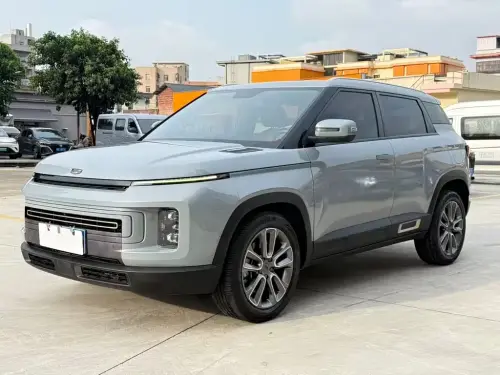 Geely ICON, 2022