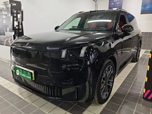 Lynk & Co 900, 2025