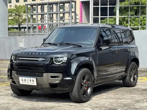 Land Rover Defender, 2023