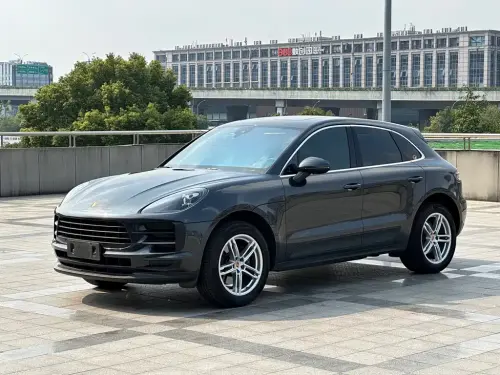 Porsche Macan, 2021