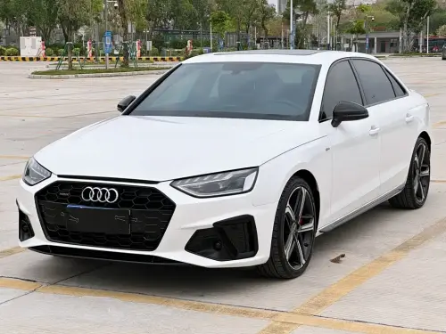 Audi A4, 2022
