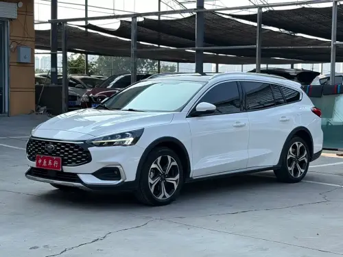 Ford Focus, 2022