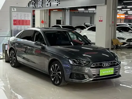 Audi A4, 2022