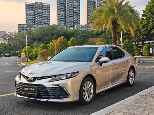 Toyota Camry, 2023
