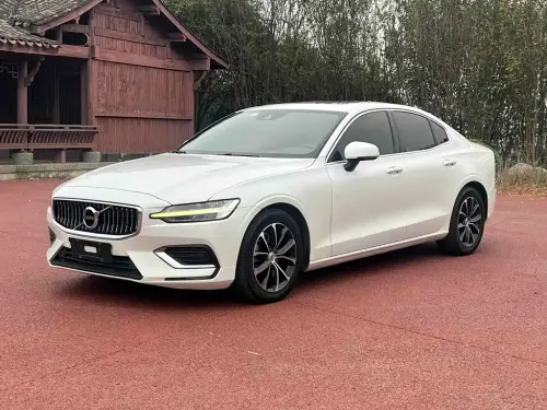 Volvo S60, 2021