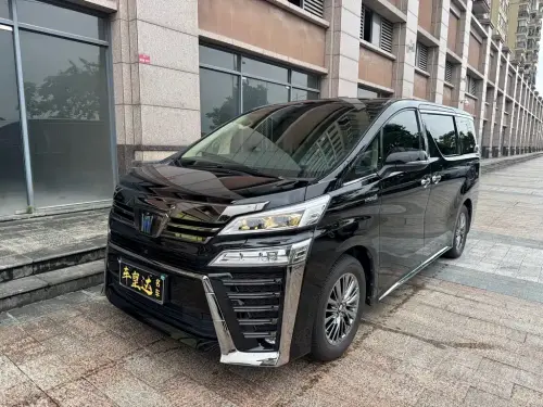Toyota Vellfire, 2023