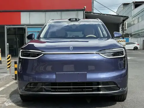AITO M7, 2025
