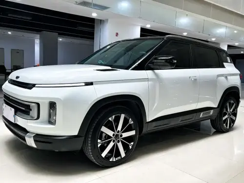 Geely ICON, 2023