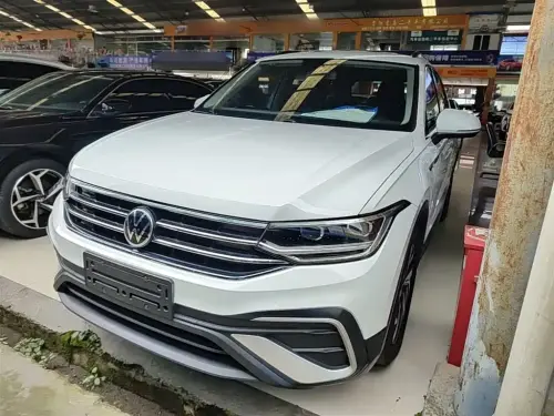 Volkswagen Tiguan, 2022