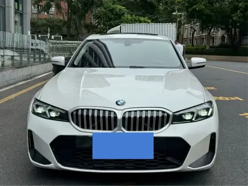 BMW 3-Series, 2023