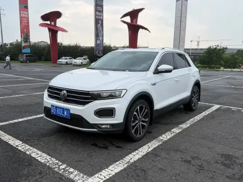 Volkswagen T-Roc, 2022