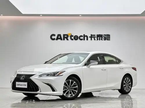 Lexus ES, 2023