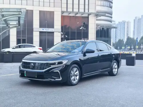 Volkswagen Passat, 2022