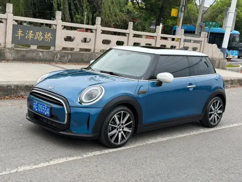 Mini MINI, 2021