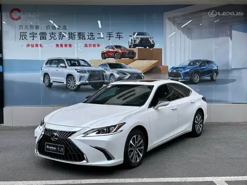 Lexus ES, 2023
