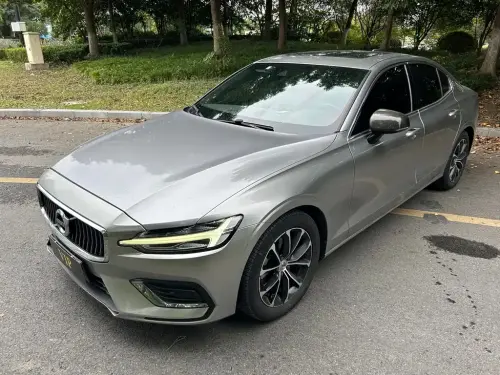 Volvo S60, 2021