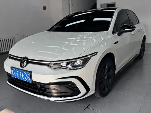 Volkswagen Golf, 2023