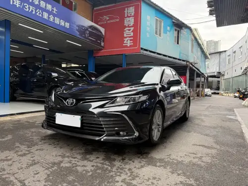 Toyota Camry, 2023