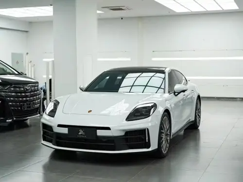 Porsche Panamera, 2024
