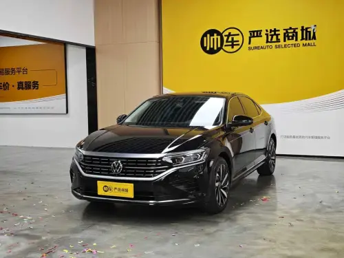 Volkswagen Passat, 2023