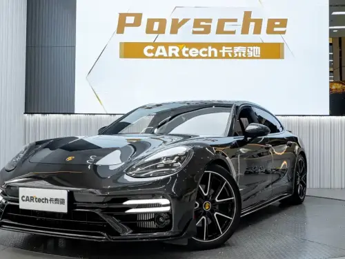 Porsche Panamera, 2023