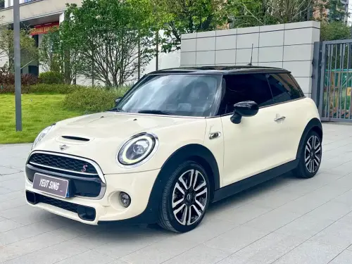 Mini MINI, 2021