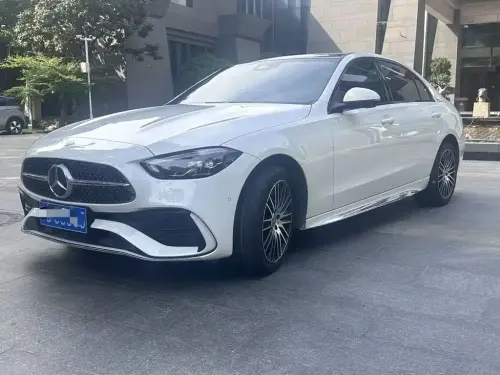 Mercedes-Benz C-Class, 2025