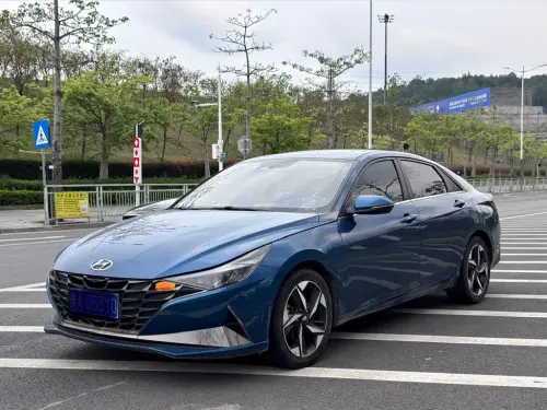 Hyundai Elantra, 2021