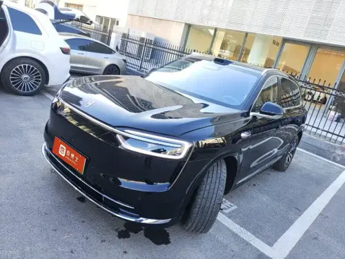 AITO M7, 2025