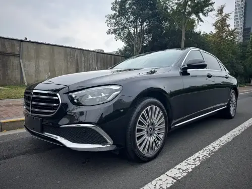 Mercedes-Benz E-Class, 2022