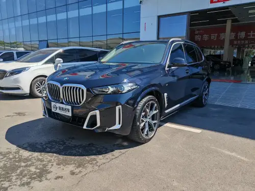 BMW X5, 2023