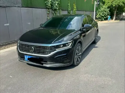 Volkswagen Passat, 2023