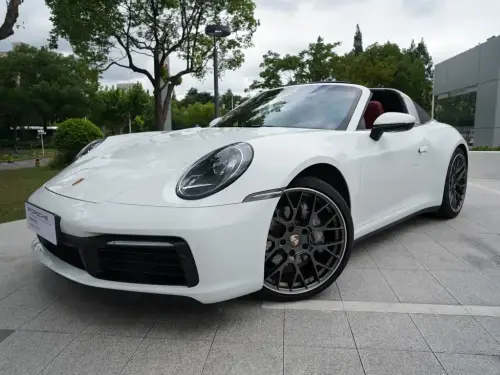 Porsche 911, 2023