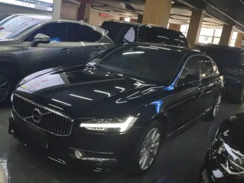 Volvo S90, 2020