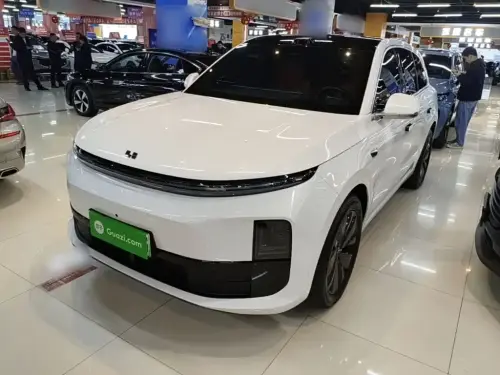 Li Auto L6, 2025